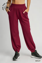 Load image into Gallery viewer, Umgee Luxe On the Go Jogger-Mahogany