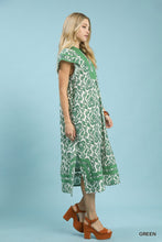 Load image into Gallery viewer, Umgee Two Tone Abstract Print Midi Dress-- Green