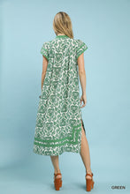 Load image into Gallery viewer, Umgee Two Tone Abstract Print Midi Dress-- Green
