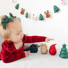 Load image into Gallery viewer, Holly Jolly Bath Toys