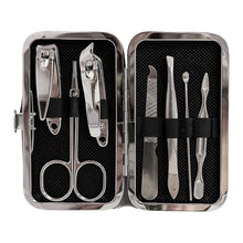 Load image into Gallery viewer, Simply Southern Holiday Pattern Grooming/Manicure Kit