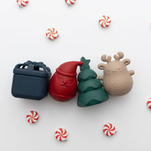 Load image into Gallery viewer, Holly Jolly Bath Toys