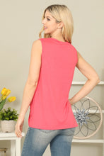 Load image into Gallery viewer, SOLID Sleeveless Front Twist Top