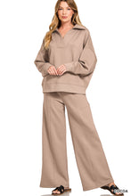 Load image into Gallery viewer, Scuba Collared Pullover & Pants Set