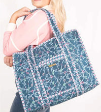 Load image into Gallery viewer, Simply Southern Quilted Bag Tote