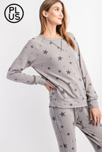 Load image into Gallery viewer, PLUS SIZE, STAR PRINTED LONG SLEEVE TOP BY RAE MODE
