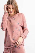 Load image into Gallery viewer, PLUS SIZE, STAR PRINTED LONG SLEEVE TOP BY RAE MODE
