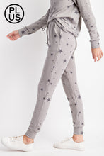 Load image into Gallery viewer, PLUS SIZE STAR PRINT JOGGERS BY RAE MODE
