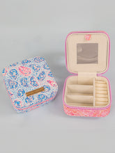 Load image into Gallery viewer, Simply Southern Jewelry Case
