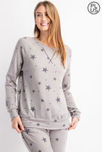 Load image into Gallery viewer, PLUS SIZE, STAR PRINTED LONG SLEEVE TOP BY RAE MODE
