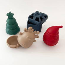 Load image into Gallery viewer, Holly Jolly Bath Toys
