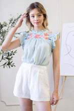 Load image into Gallery viewer, MULTICOLOR FLORAL EMBROIDERY TOP
