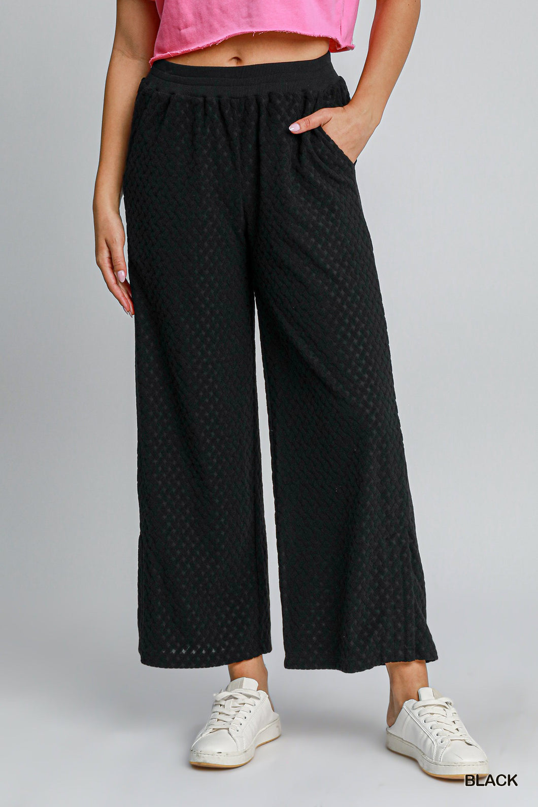 Umgee Black Textured Knit Pant