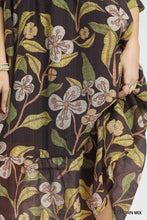 Load image into Gallery viewer, Umgee Plus Brown Floral Midi Dress
