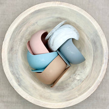 Load image into Gallery viewer, Easy Scoop Suction Bowl
