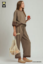 Load image into Gallery viewer, UMGEE Cloud Knit Modal Crewneck Top--Coco Brown
