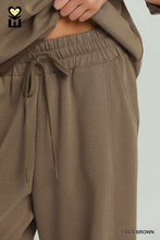 Load image into Gallery viewer, Umgee Cloud Knit Pant--Coco Brown
