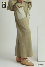 Load image into Gallery viewer, Umgee French Terry Contrast Wide Leg Pant - Lt Olive

