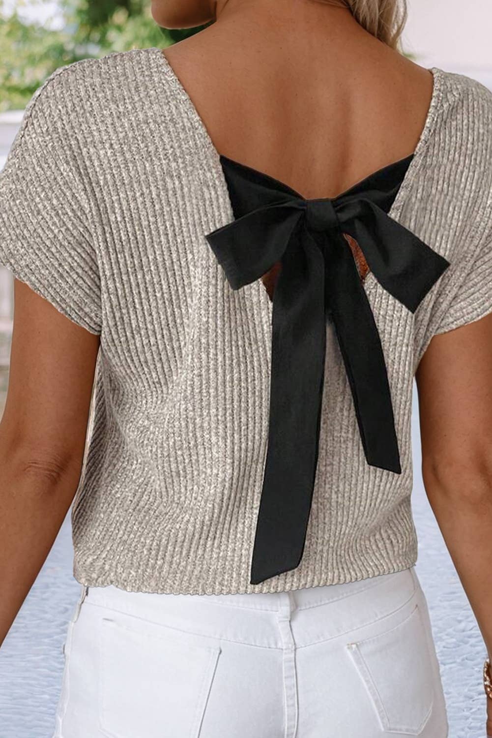 LDC Ribbed Short Sleeve V Neck Colorblock Bow Back Top