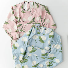 Load image into Gallery viewer, The Grayson Long Sleeve Bib - Hydrangeas
