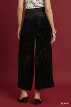 Load image into Gallery viewer, Umgee Smocked Waistband Black Velvet Pant
