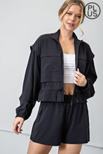 Load image into Gallery viewer, PLUS SIZE CRINKLE WOVEN CROPPED JACKET BY RAE MODE
