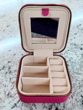 Load image into Gallery viewer, Simply Southern Jewelry Case
