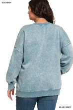 Load image into Gallery viewer, Plus- Acid Wash Fleece Pullover -hi-low hem --Blue Grey
