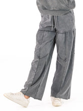 Load image into Gallery viewer, Simply Southern Mineral Wash Pant--Black
