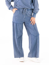 Load image into Gallery viewer, Simply Southern Mineral Wash Pant--Blue
