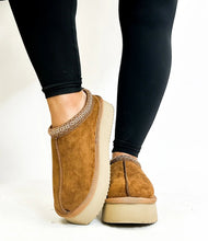 Load image into Gallery viewer, Pillow Talk Slip-On Shoe by Corky’s - Available in Tobacco &amp; Black
