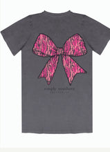 Load image into Gallery viewer, Simply Southern Short Sleeve Tee-CamoBow-Wash Coal
