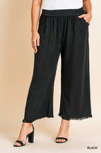 Load image into Gallery viewer, Umgee Linen Blend-Wide Leg Pant with Elastic Waist, Pockets, and Frayed Hem
