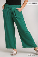 Load image into Gallery viewer, Umgee Linen Blend-Wide Leg Pant with Elastic Waist, Pockets, and Frayed Hem
