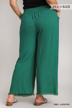 Load image into Gallery viewer, Umgee Linen Blend-Wide Leg Pant with Elastic Waist, Pockets, and Frayed Hem
