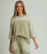 Load image into Gallery viewer, Umgee French Terry Contrast Pullover - Lt Olive

