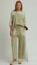 Load image into Gallery viewer, Umgee French Terry Contrast Pullover - Lt Olive
