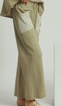 Load image into Gallery viewer, Umgee French Terry Contrast Wide Leg Pant - Lt Olive
