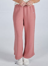 Load image into Gallery viewer, Simply Southern Sloan Pants
