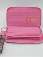 Load image into Gallery viewer, Simply Southern Wrist Wallets
