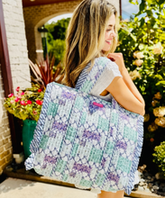 Load image into Gallery viewer, Simply Southern Quilted Totes
