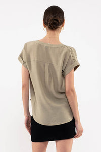 SHOULDER LINE LACE WOVEN TOP Light Olive