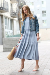 SHORT SLEEVE TIERED MIDI DRESS