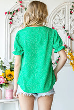 Load image into Gallery viewer, Kelly Green Knit V Neck Blouse
