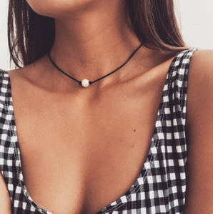 Simple Pearl Choker