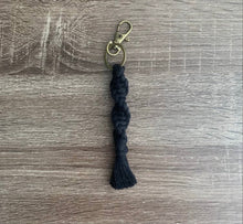 Load image into Gallery viewer, Macrame Keychain
