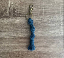 Load image into Gallery viewer, Macrame Keychain
