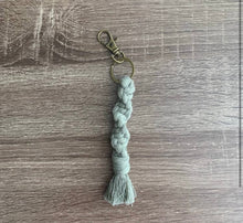 Load image into Gallery viewer, Macrame Keychain
